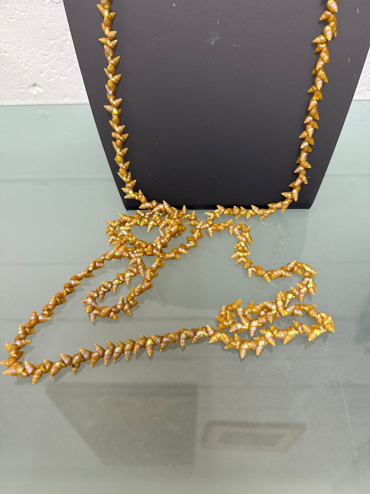 Long Vintage Tasmanian Aboriginal Rainbow Kelp Maireener Necklace