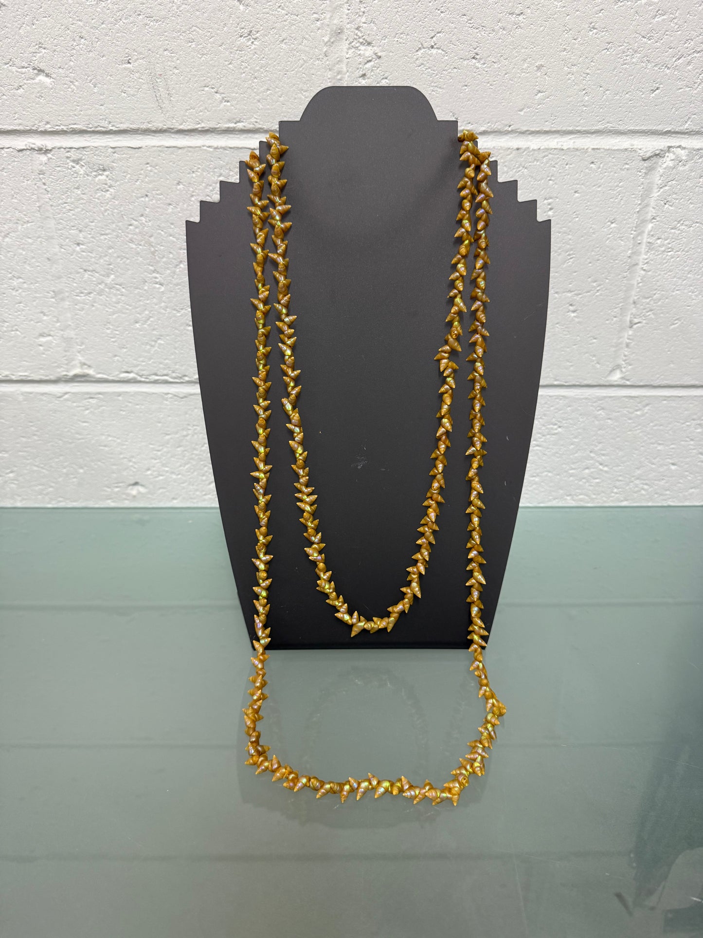 Long Vintage Tasmanian Aboriginal Rainbow Kelp Maireener Necklace