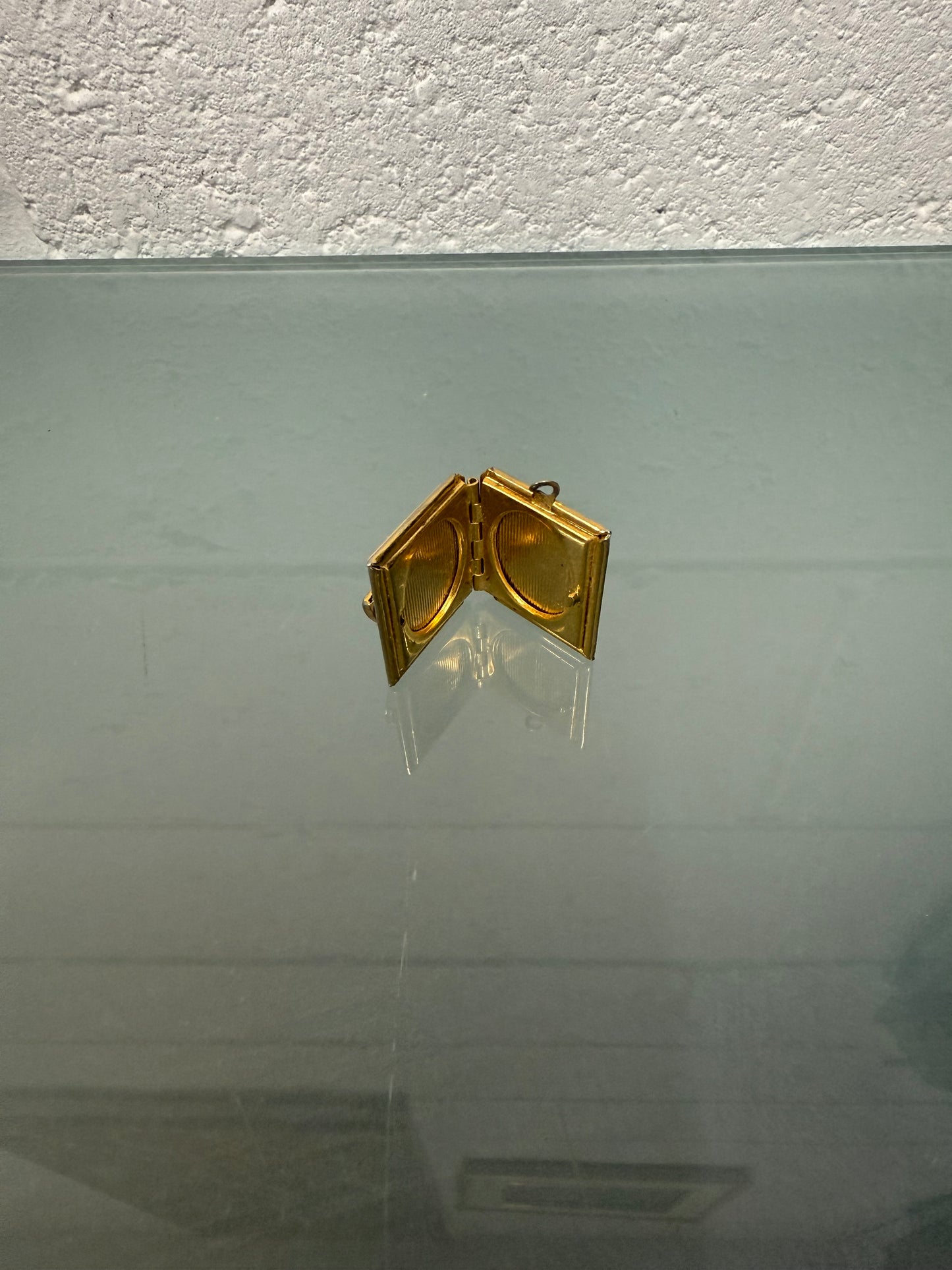 Myrtleford RAAF Sweetheart Locket / Pendant