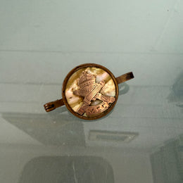 Sweetheart Button Brooch WW1 Machine Gun Corps