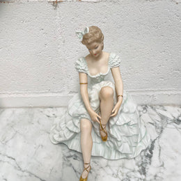 Stunning Wallendorf Ballerina Figurine