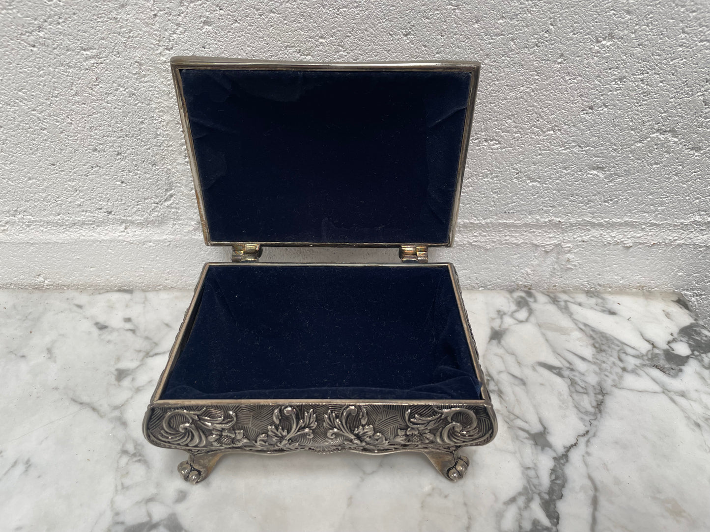 Pretty Vintage Decorative Jewellery box