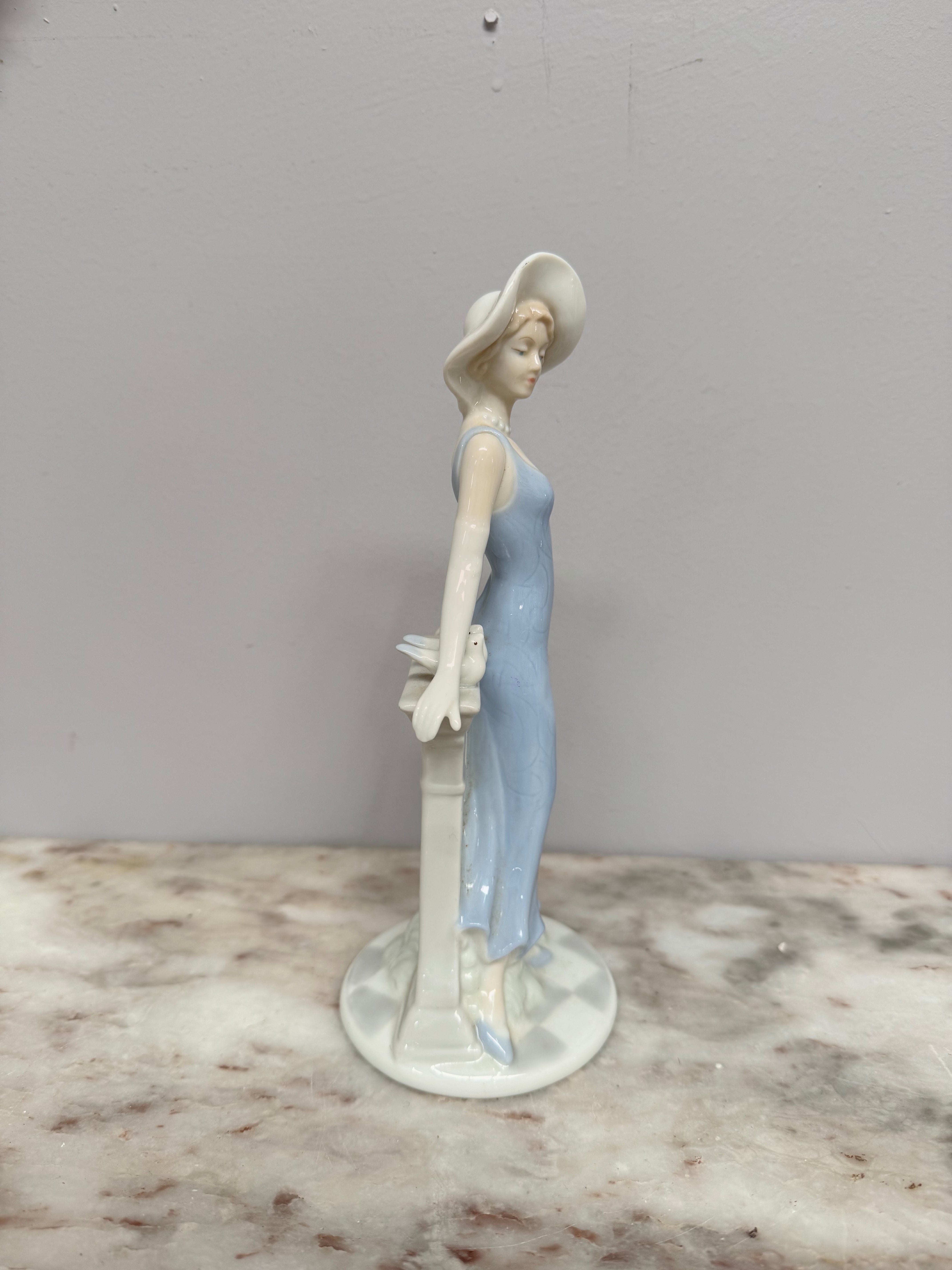 Art Deco Style Lady Figurine | Antique & Vintage | Moonee Ponds Antiques | Australia Wide Delivery