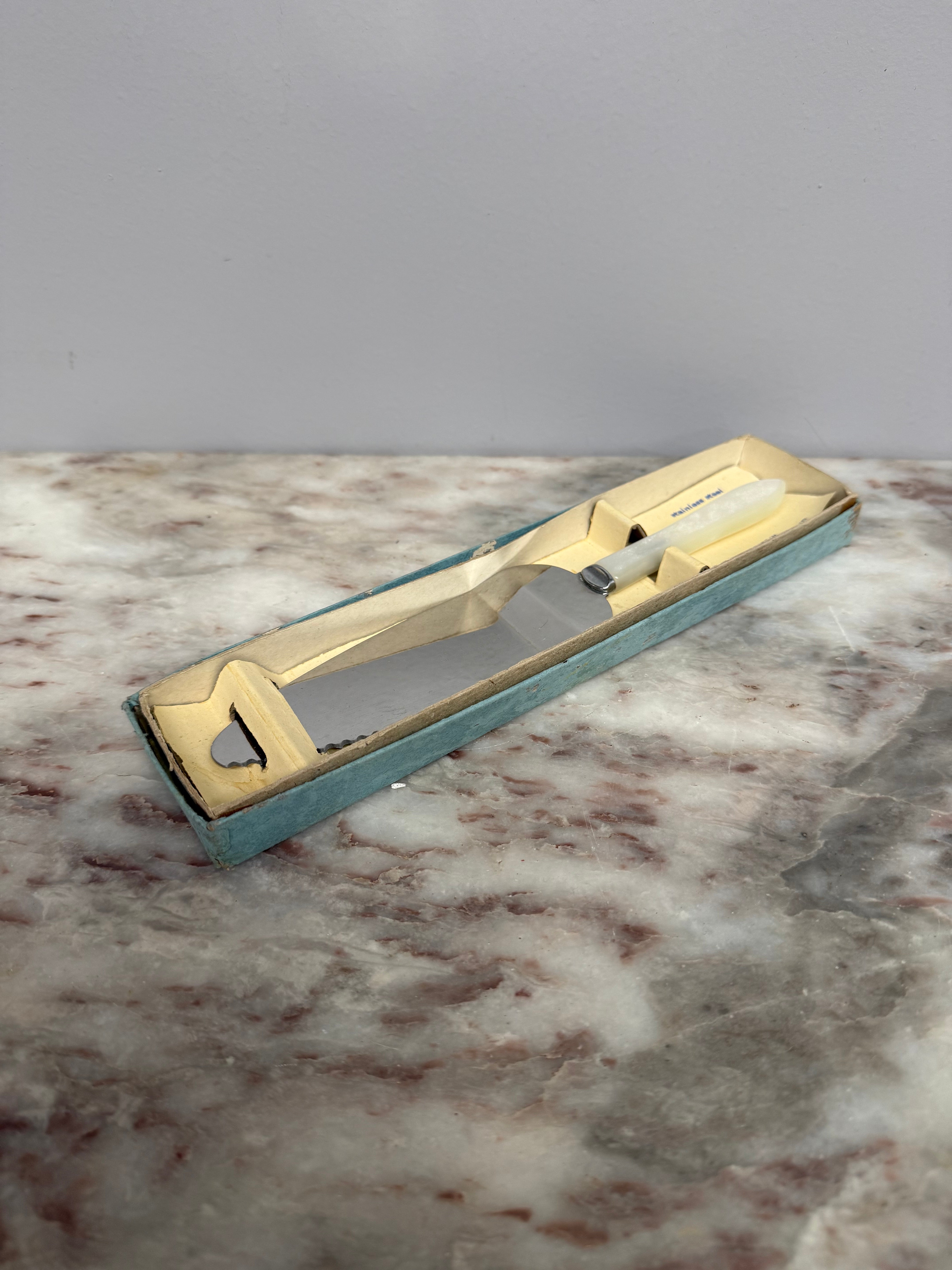 Vintage Tart / Pie Server | Antique & Vintage | Moonee Ponds Antiques | Australia Wide Delivery