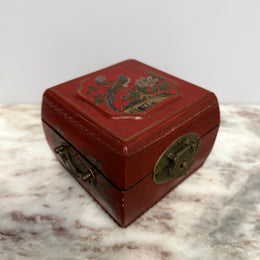 Vintage Chinese Red Lacquer Painters Trinket Box