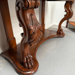 Victorian Mahogany Side Table With Carved Front Legs