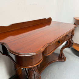 Victorian Mahogany Side Table With Carved Front Legs