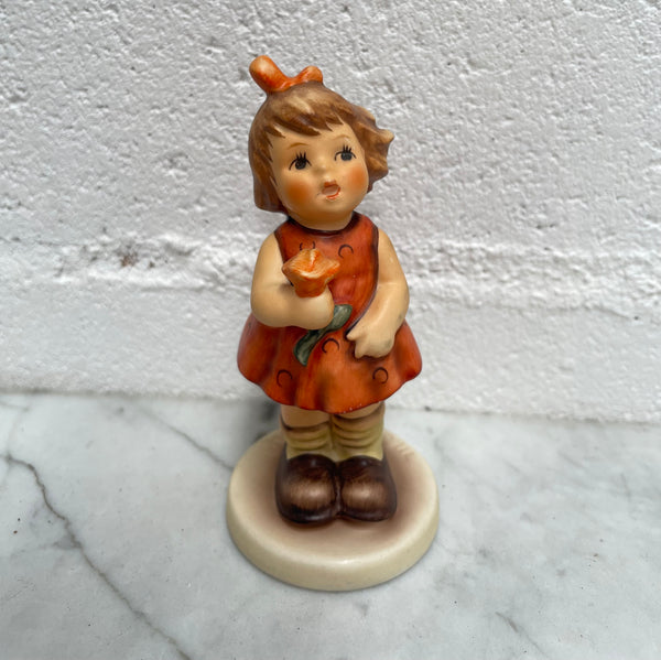 Fabulous Hummel figurine "Roses are Red" dated 1993 and in good original condition. Please see photos as they form part of the description.
