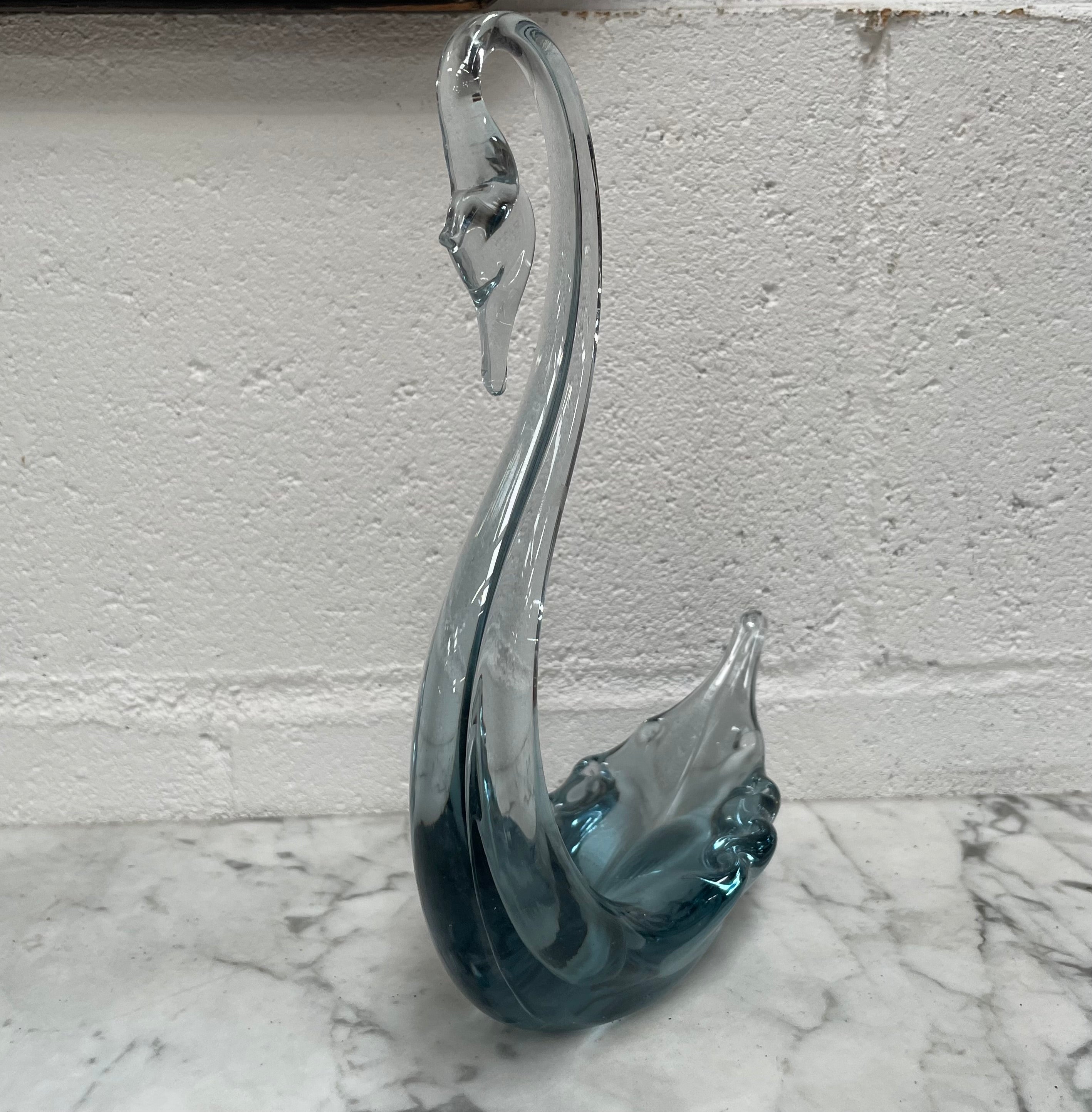 Beautiful Murano Style Glass Swan