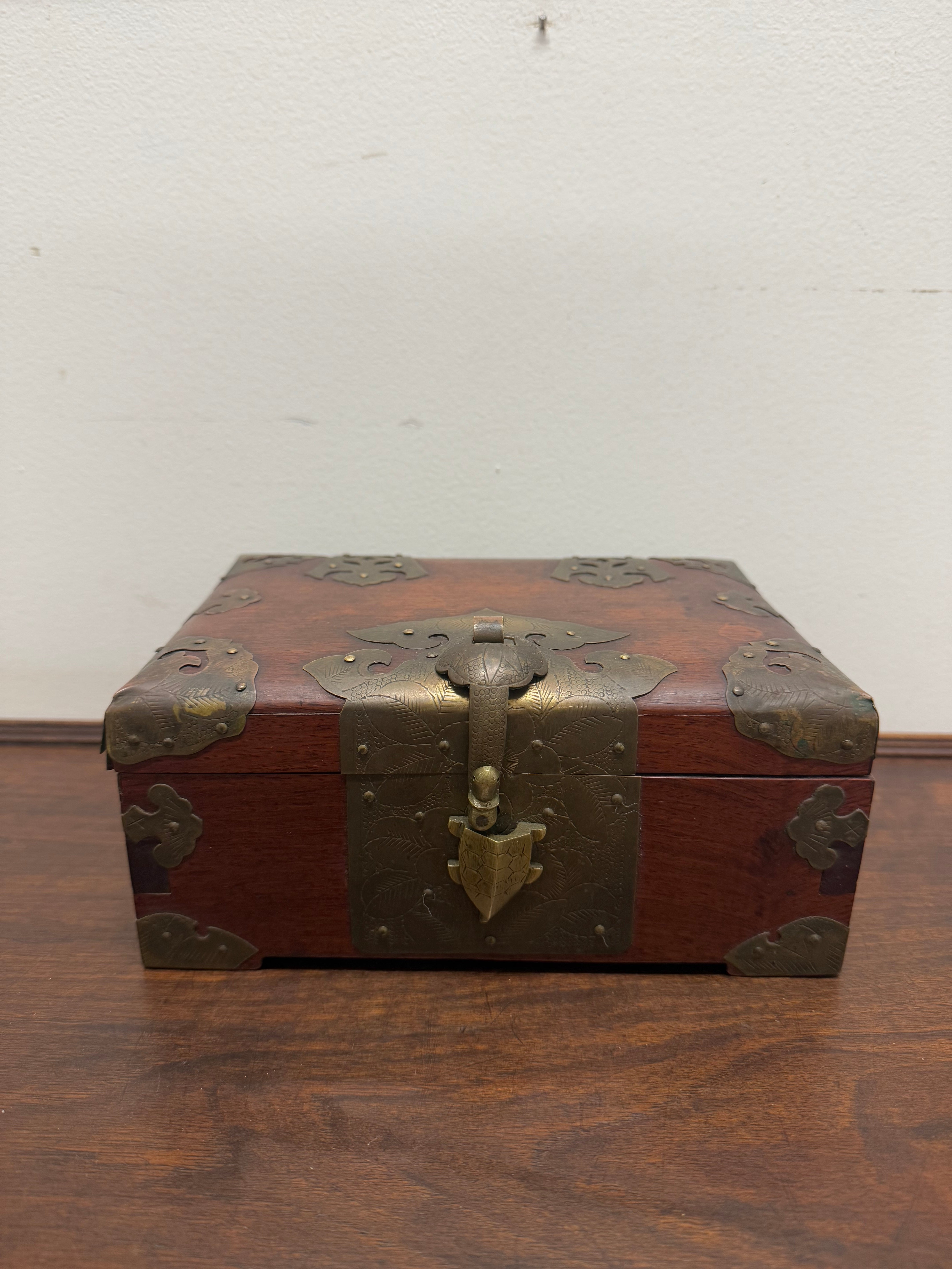 Rare Antique Chinese Hongmu Rosewood Jewelery Box