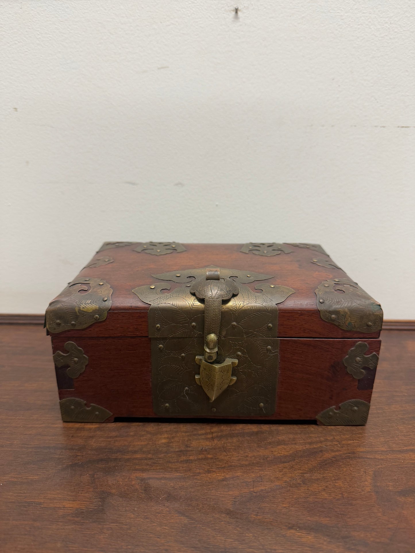 Rare Antique Chinese Hongmu Rosewood Jewelery Box