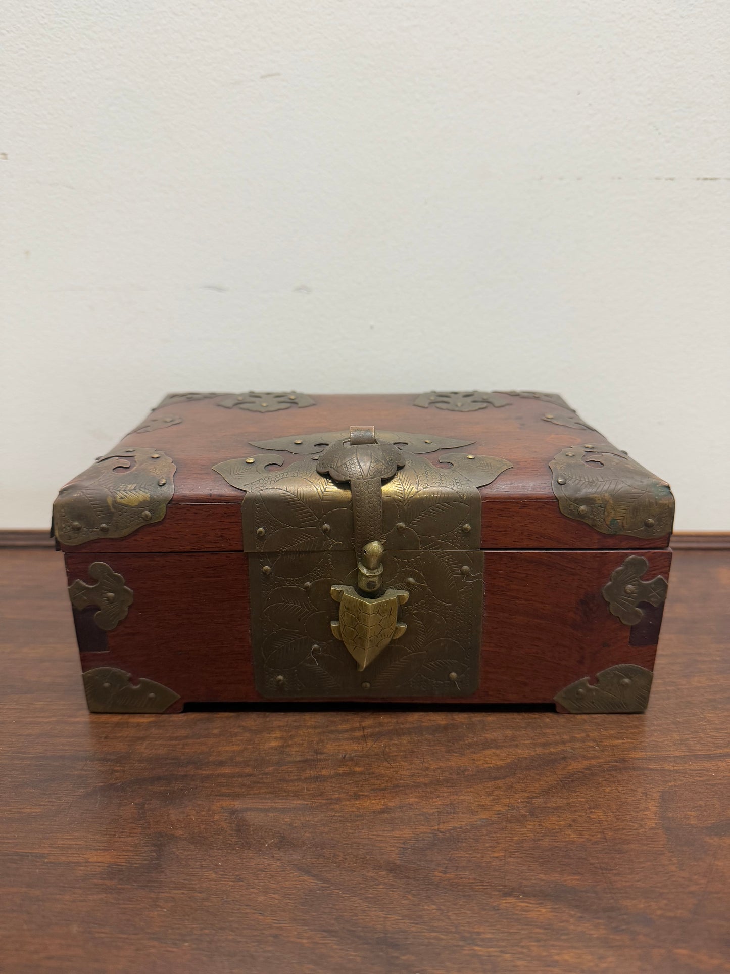 Rare Antique Chinese Hongmu Rosewood Jewelery Box