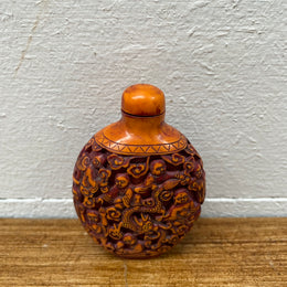 Vintage Chinese Cinnabar Finely Detailed Snuff Bottle