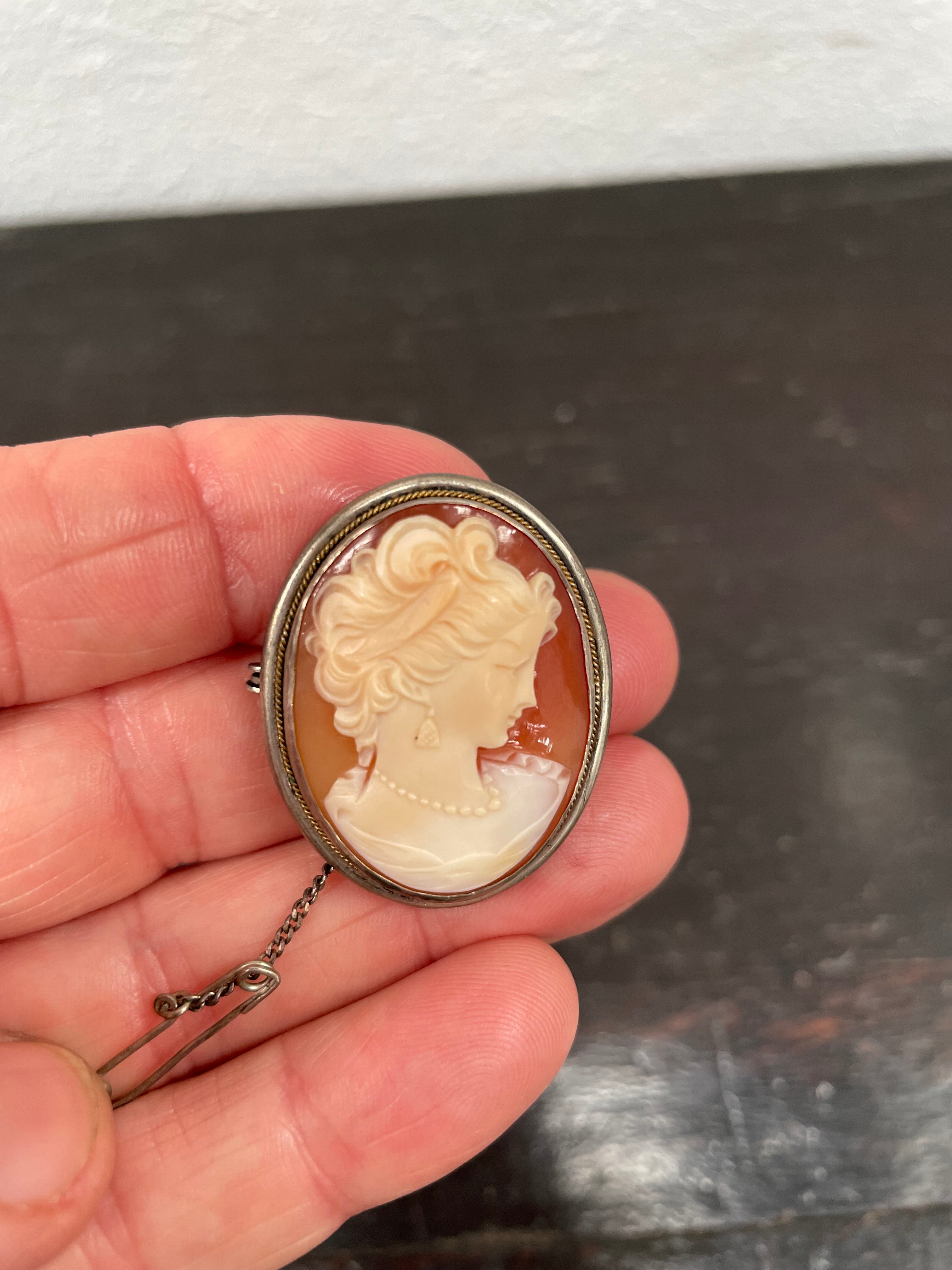 Vintage Hand Carved Shell Cameo Set In Silver