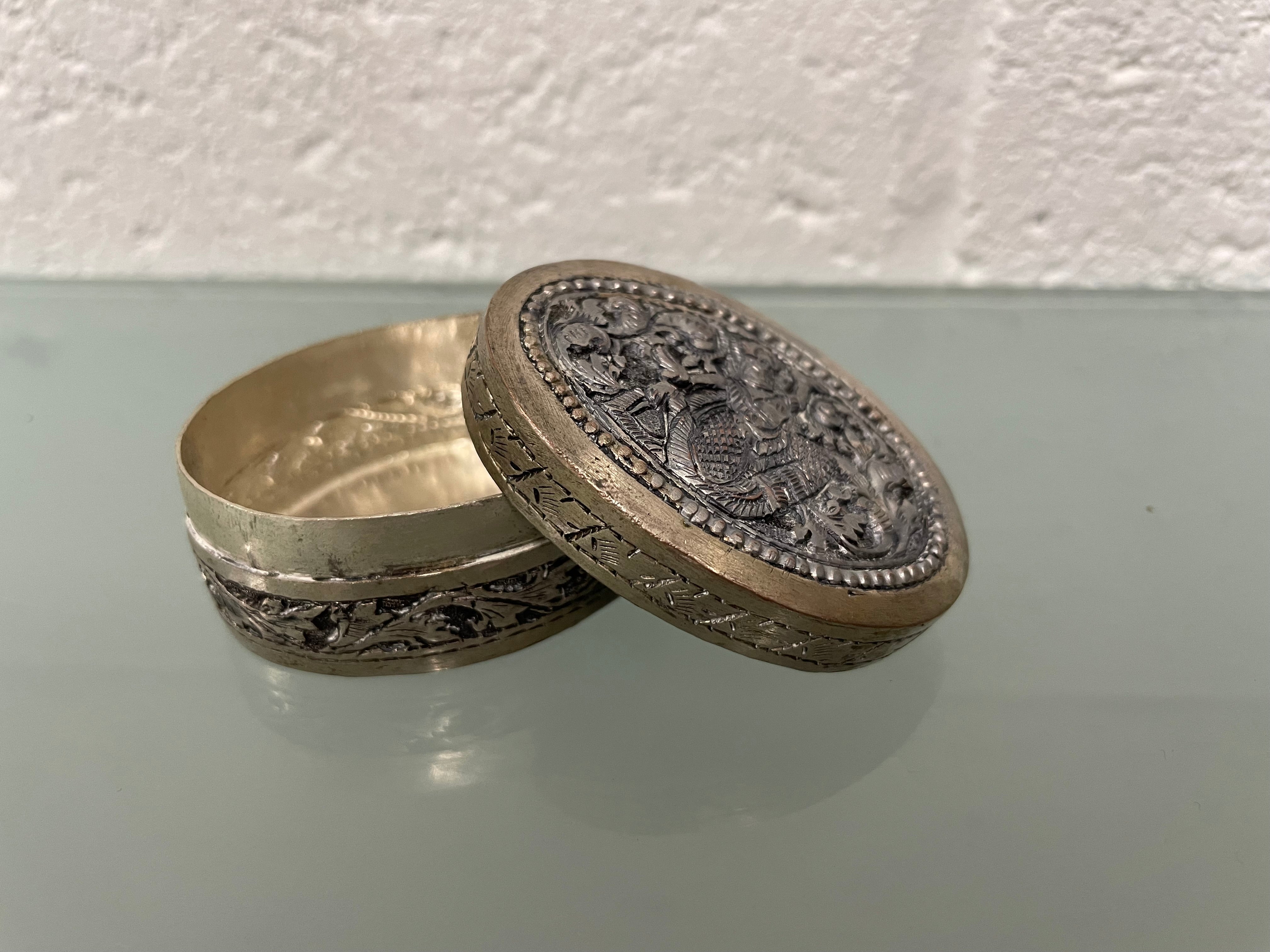Vintage Asian Silver Trinket / Pill Box.