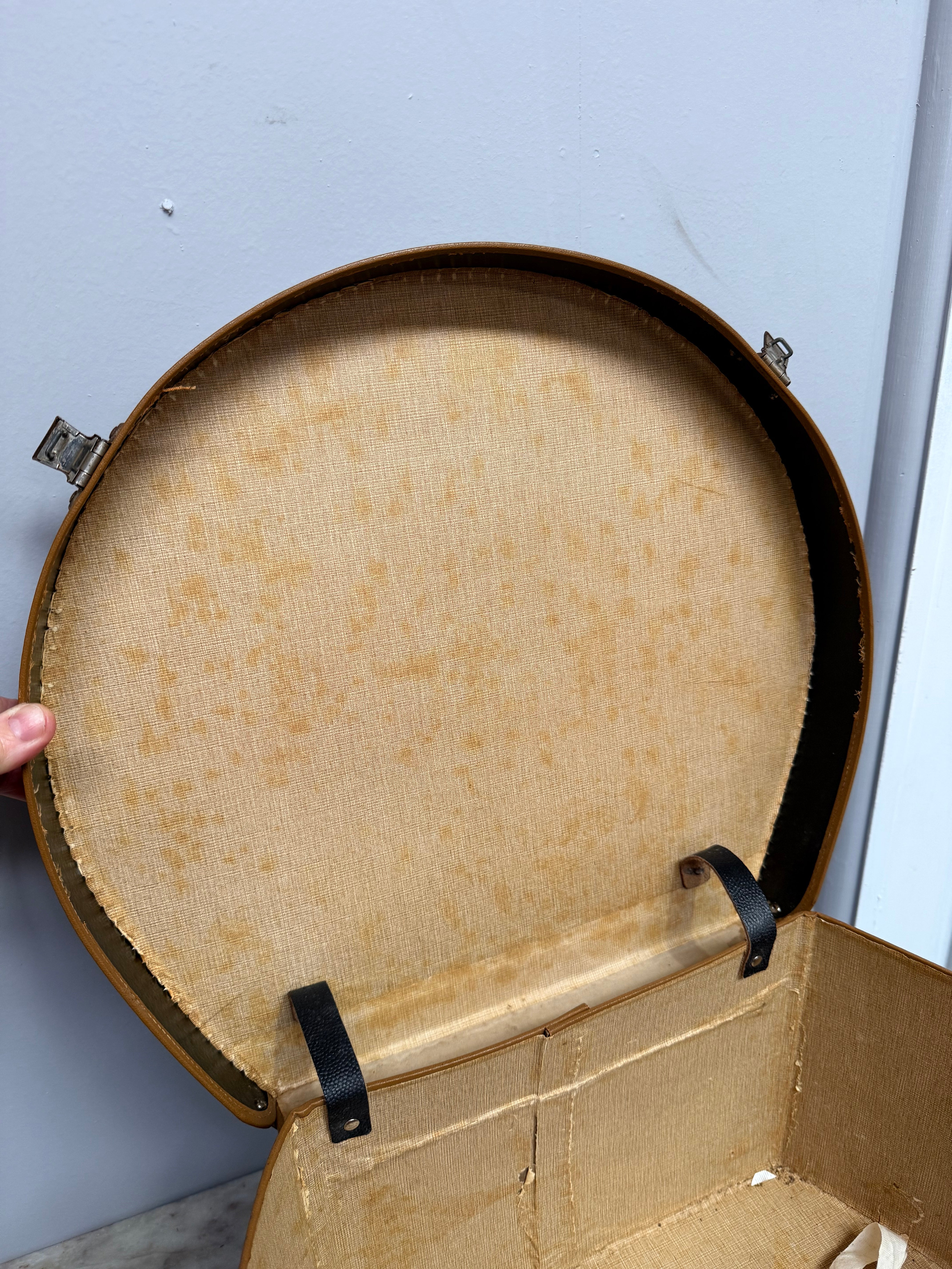 Rustic Vintage Hat Box | Antique & Vintage | Moonee Ponds Antiques | Australia Wide Delivery