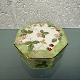 Wedgwood Wild Strawberry Trinket Dish/Lid