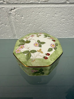 Wedgwood Wild Strawberry Trinket Dish/Lid | Antique & Vintage | Moonee Ponds Antiques | Australia Wide Delivery