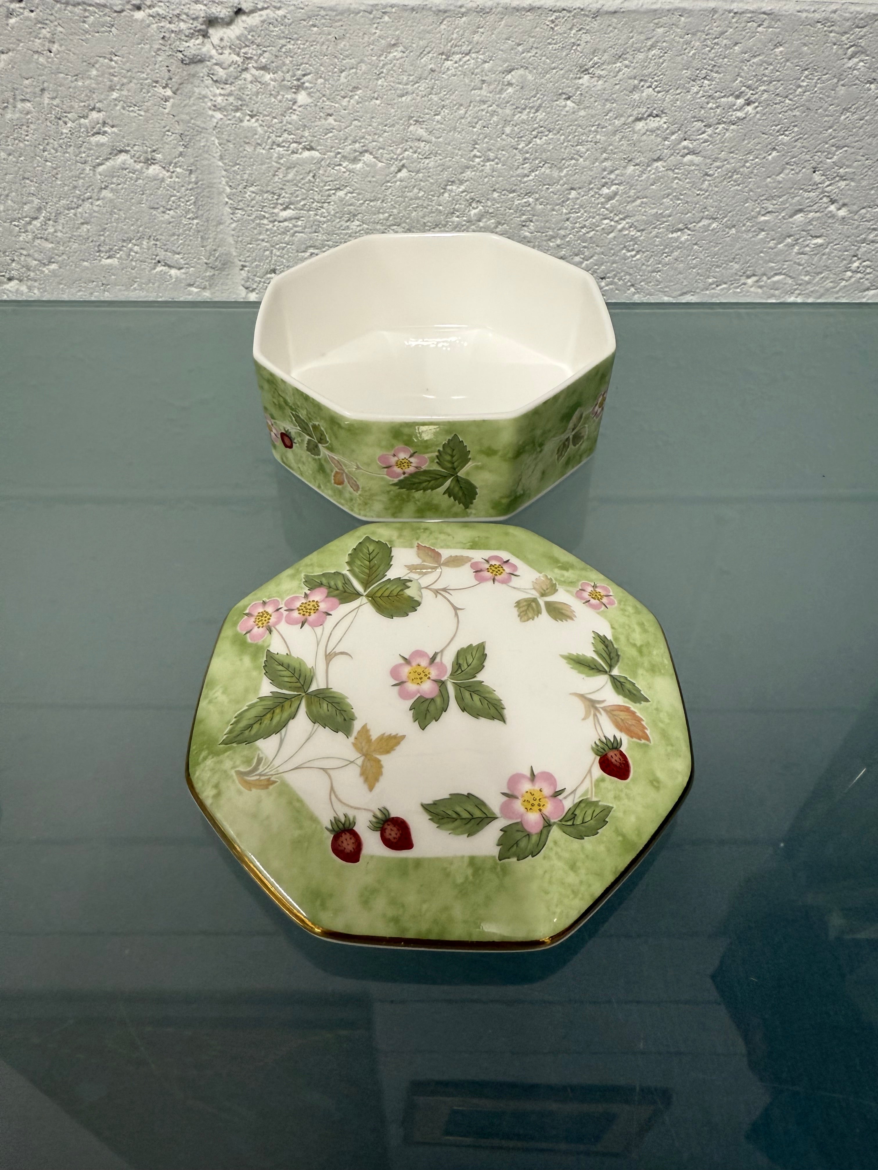 Wedgwood Wild Strawberry Trinket Dish/Lid | Antique & Vintage | Moonee Ponds Antiques | Australia Wide Delivery