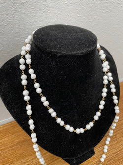 Vintage Ivory Crystal Look Glass Bead Necklace | Antique & Vintage | Moonee Ponds Antiques | Australia Wide Delivery