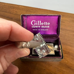 Vintage Gillette Safety Razor & Blade Holder