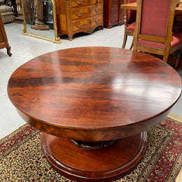 Victorian Flame Mahogany Circular Coffee Table