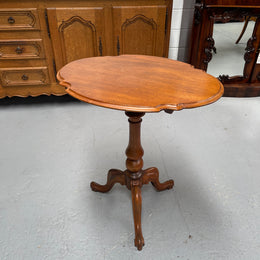 Victorian Tilt Top Occasional Table