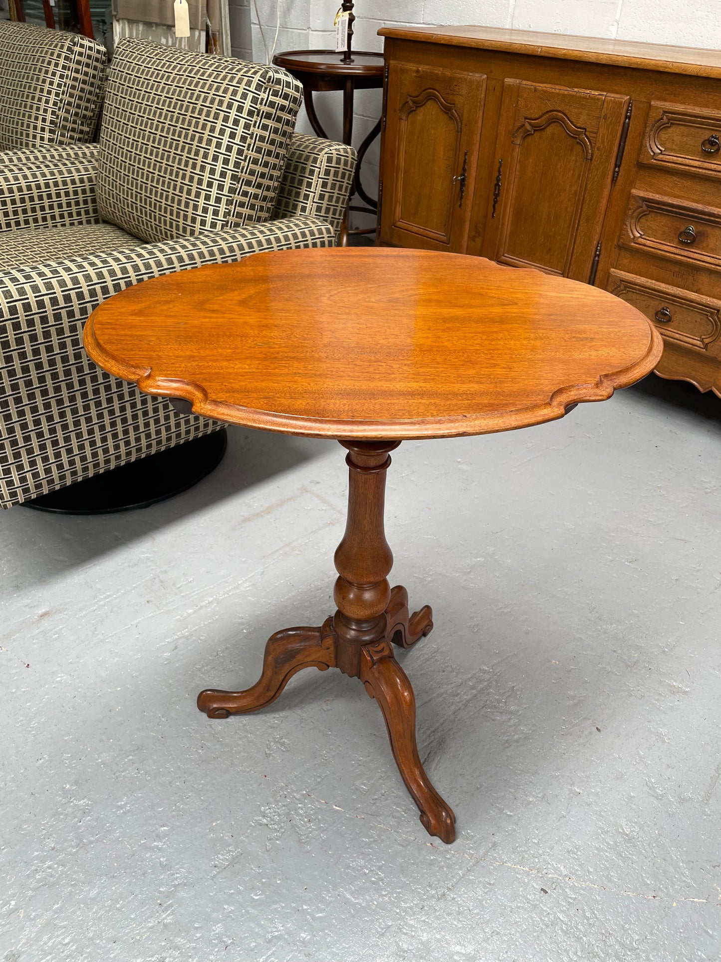 Victorian Tilt Top Occasional Table