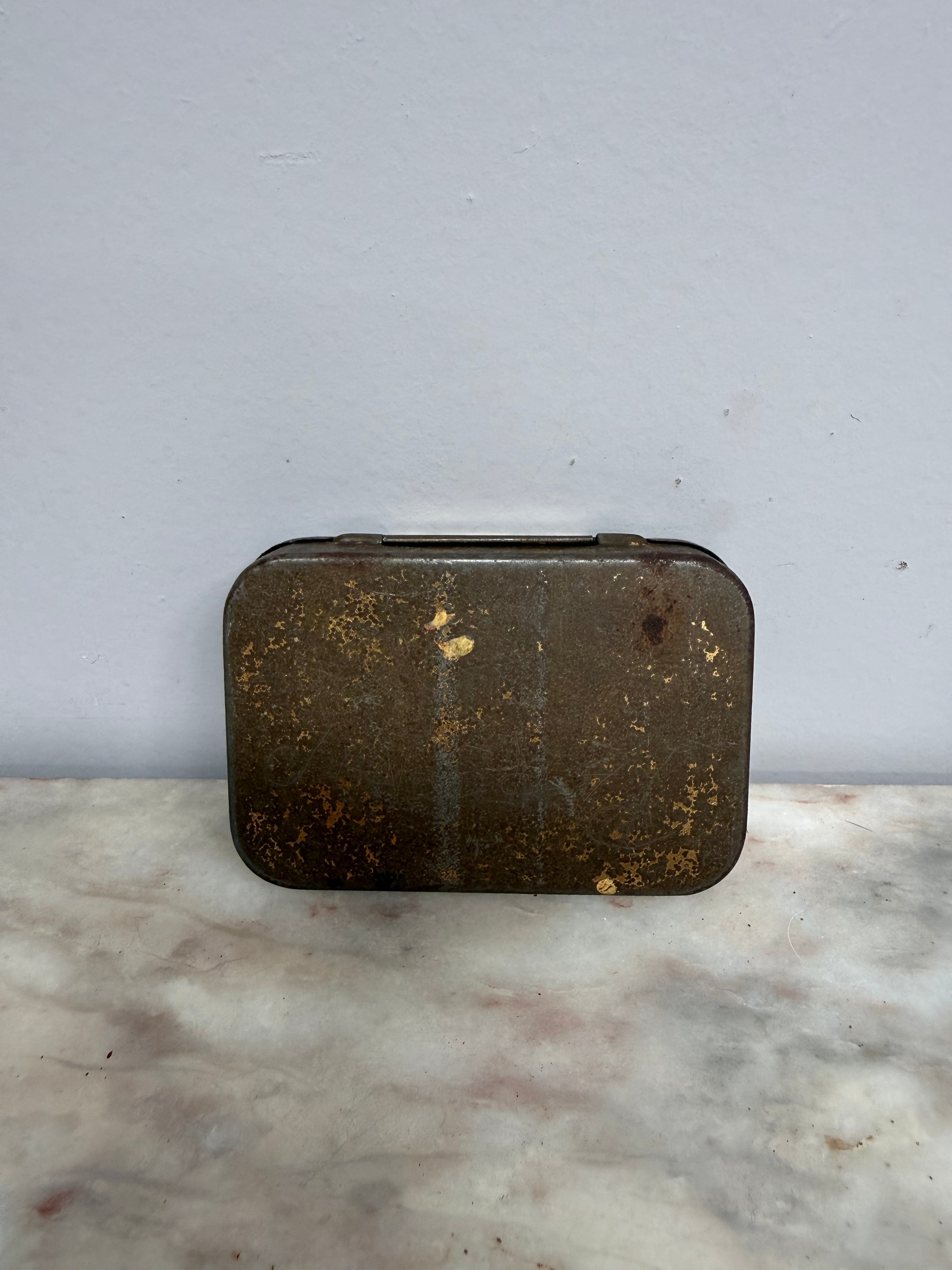 Early Australian "American Glory Flake Cut" Tobacco Tin | Antique & Vintage | Moonee Ponds Antiques | Australia Wide Delivery