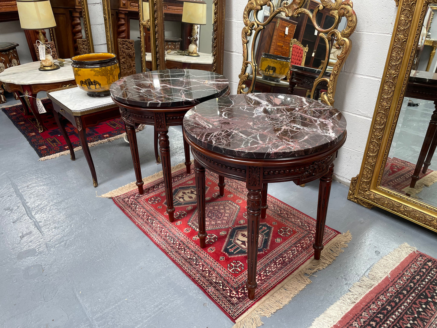 Louis XVI Style Marble Top Round Coffee / Side Table