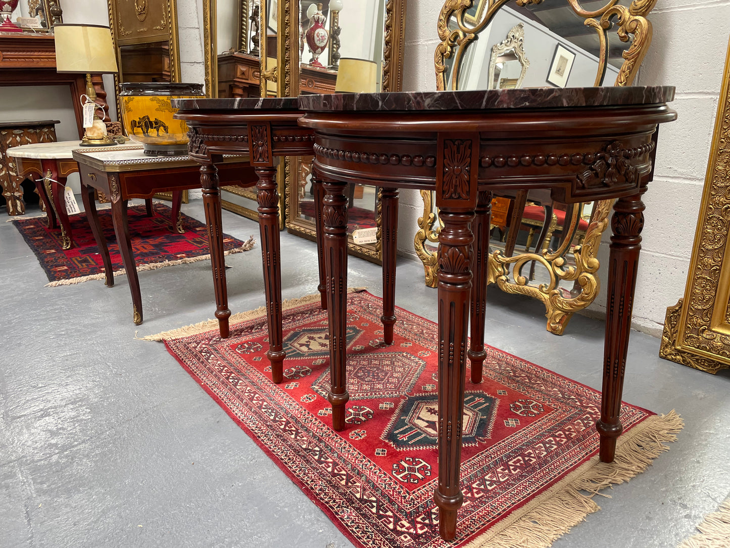 Louis XVI Style Marble Top Round Coffee / Side Table