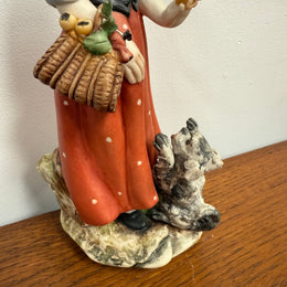 Lovely Vintage Figurine