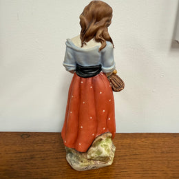 Lovely Vintage Figurine