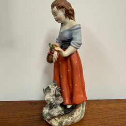 Lovely Vintage Figurine