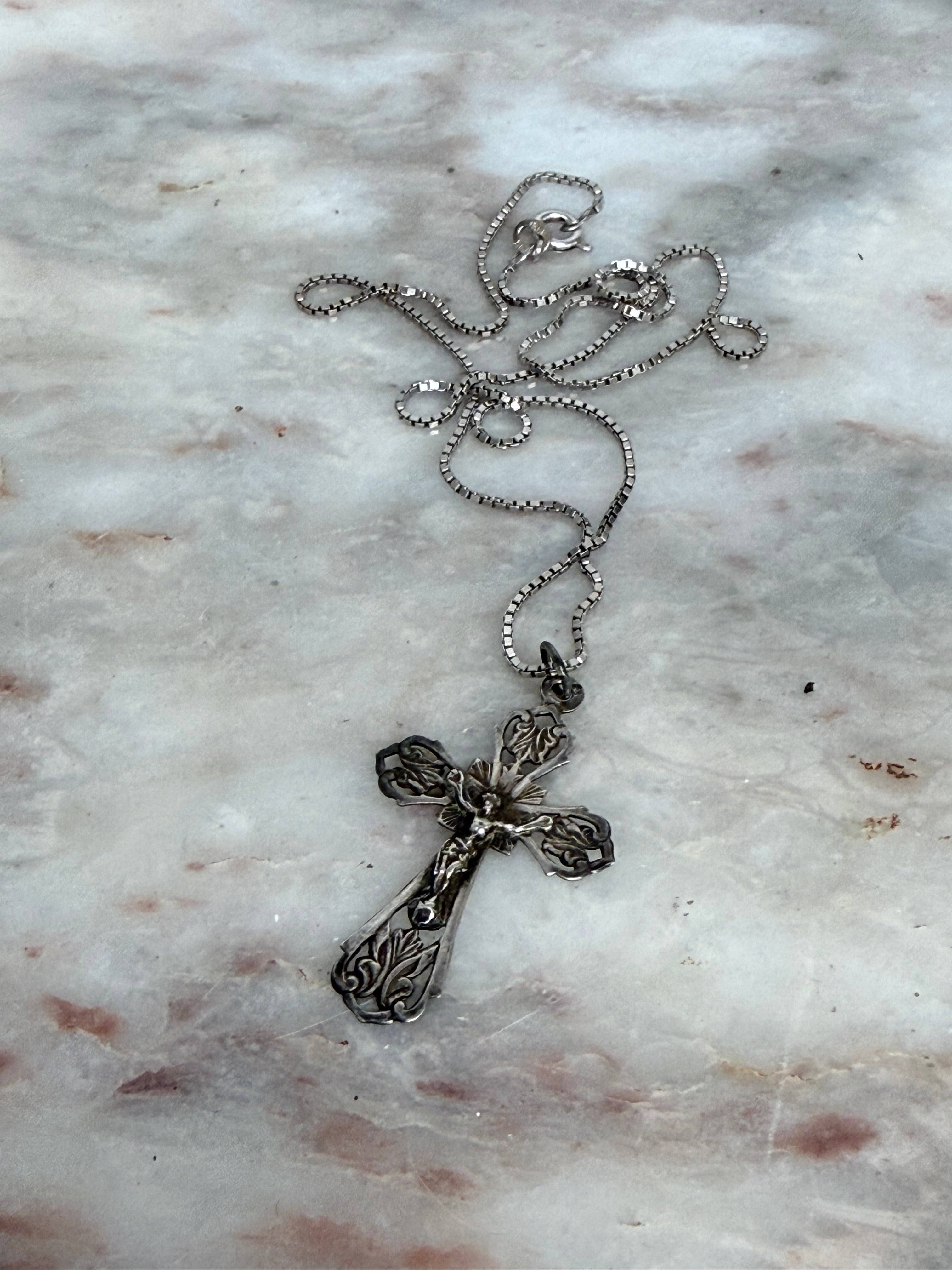 Vintage Silver Cross and Chain | Antique & Vintage | Moonee Ponds Antiques | Australia Wide Delivery