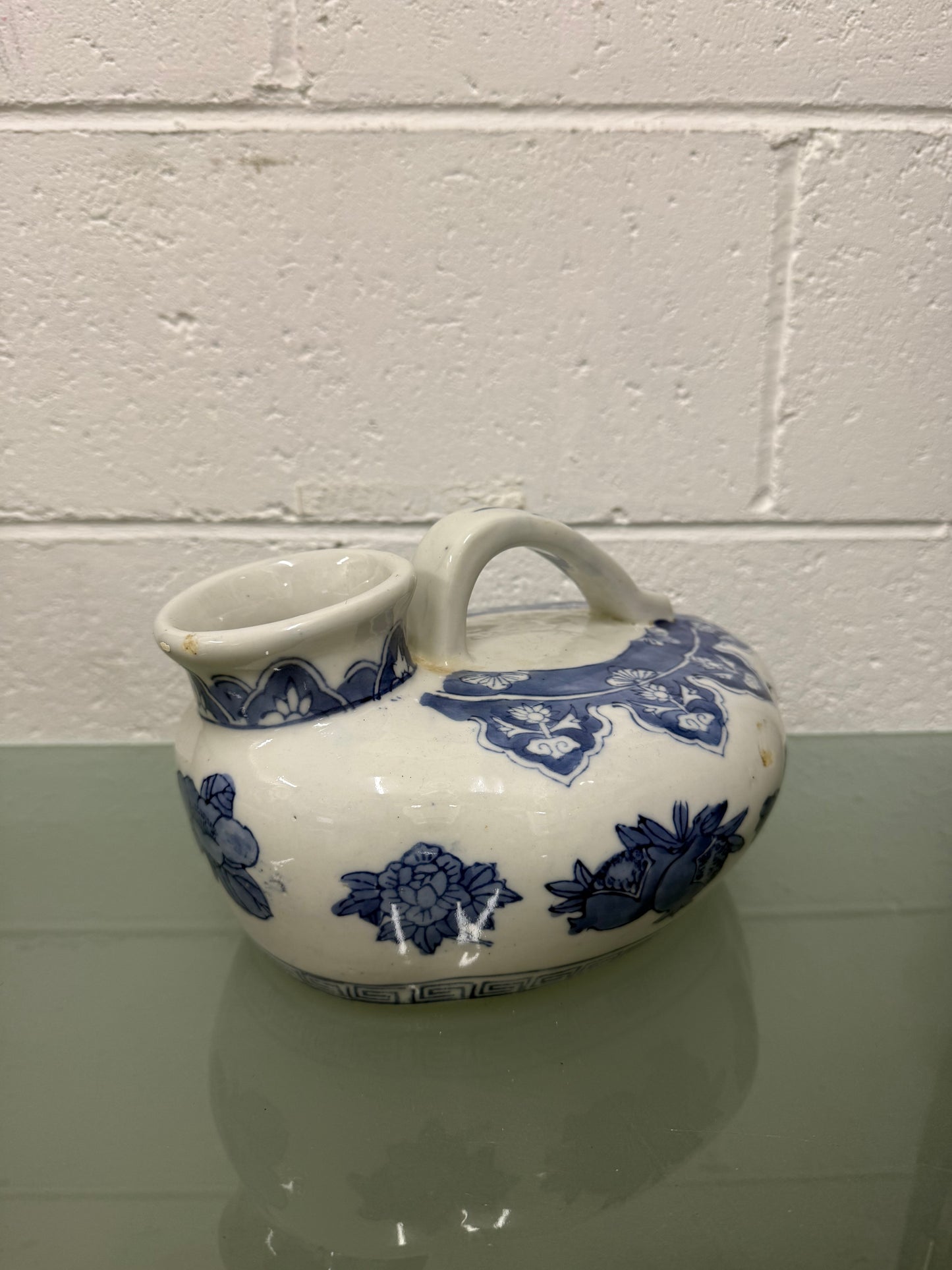Qing Dynasty Chinese 19th Century Blue & White Chamber Pot