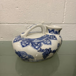 Qing Dynasty Chinese 19th Century Blue & White Chamber Pot