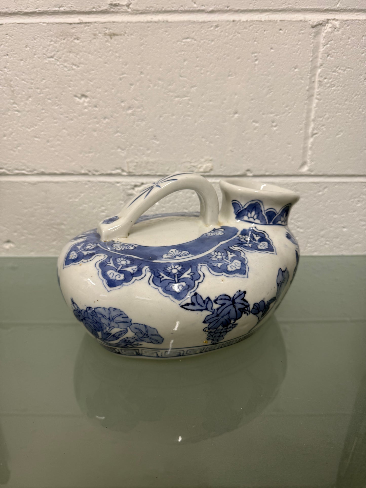 Qing Dynasty Chinese 19th Century Blue & White Chamber Pot