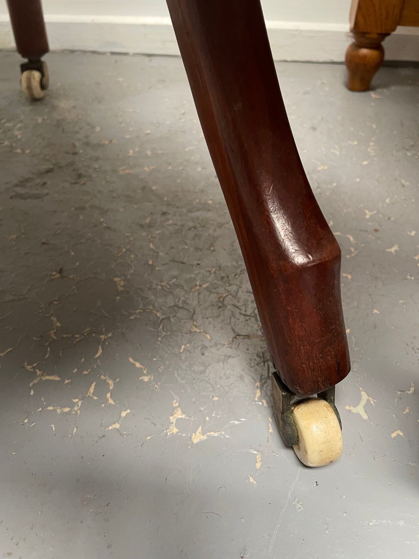 Stylish Victorian Mahogany Nursing Chair Nicely Upholstered