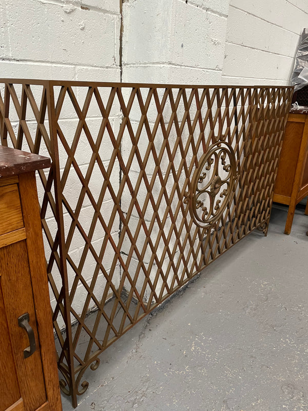 French wrought iron long and narrow "cache radiateur"/radiator cover. Originally used to cover radiators in France but could easily be turned into a stunning console table with the right timber or marble top. Sourced directly from France and in good original condition.