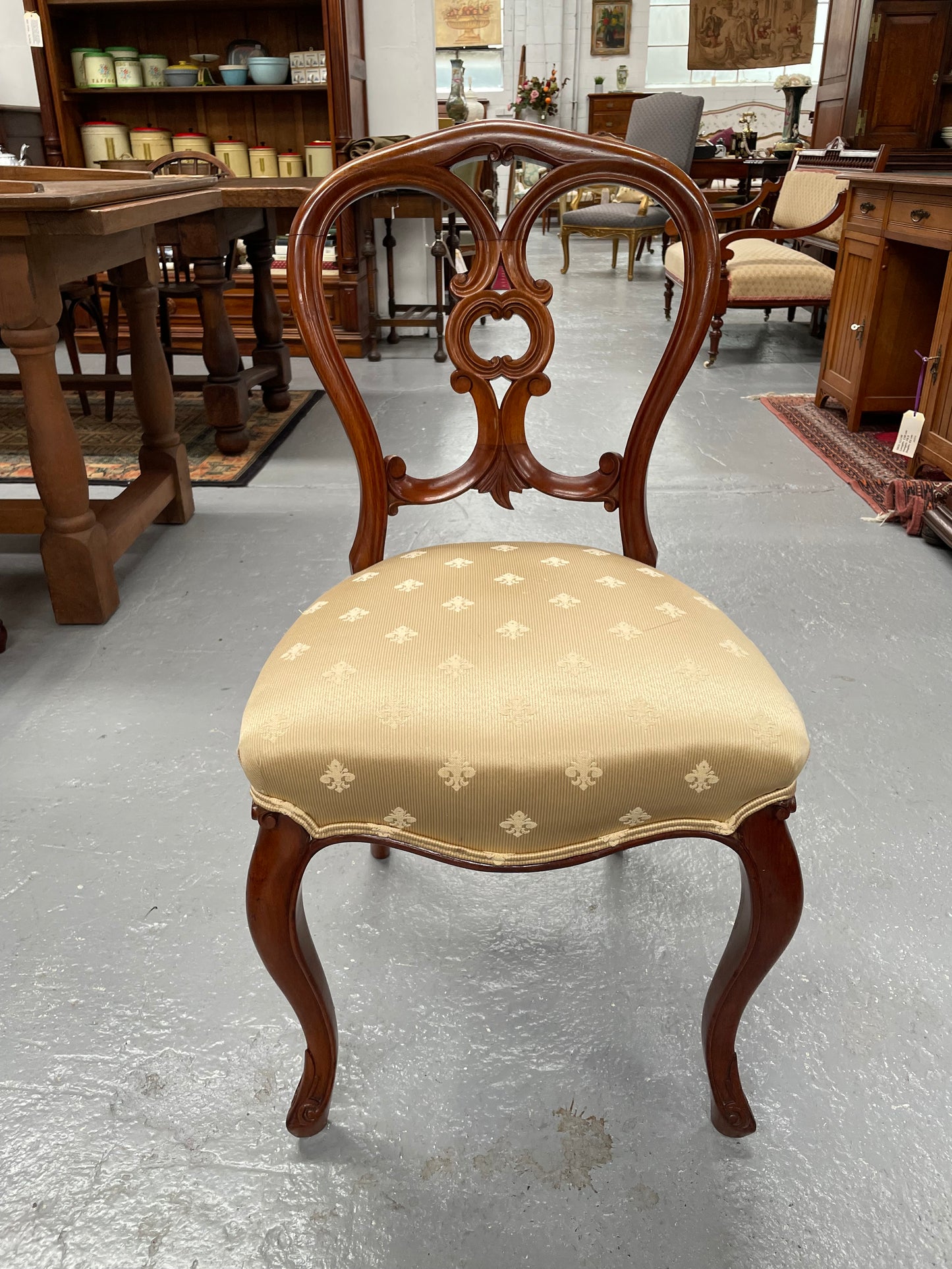 Antique Victorian Walnut Nicely Upholstered Ornate Decorative Chair