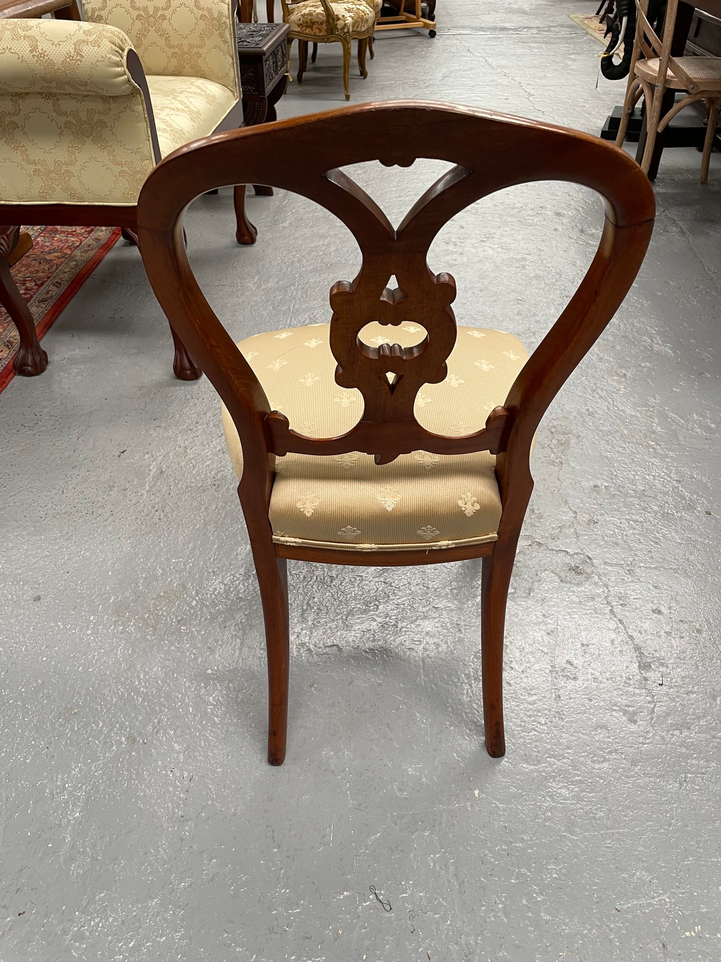 Antique Victorian Walnut Nicely Upholstered Ornate Decorative Chair