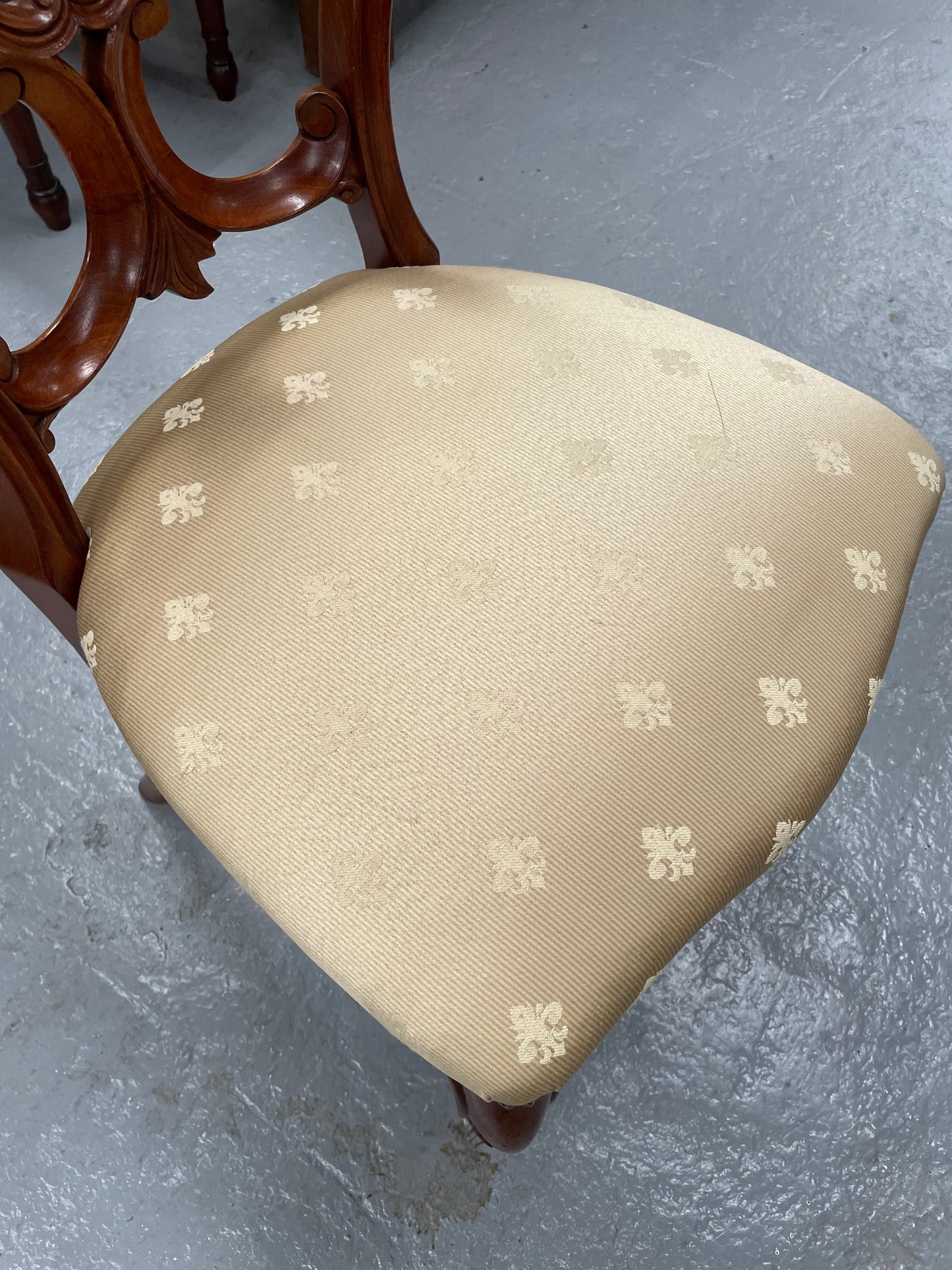 Antique Victorian Walnut Nicely Upholstered Ornate Decorative Chair