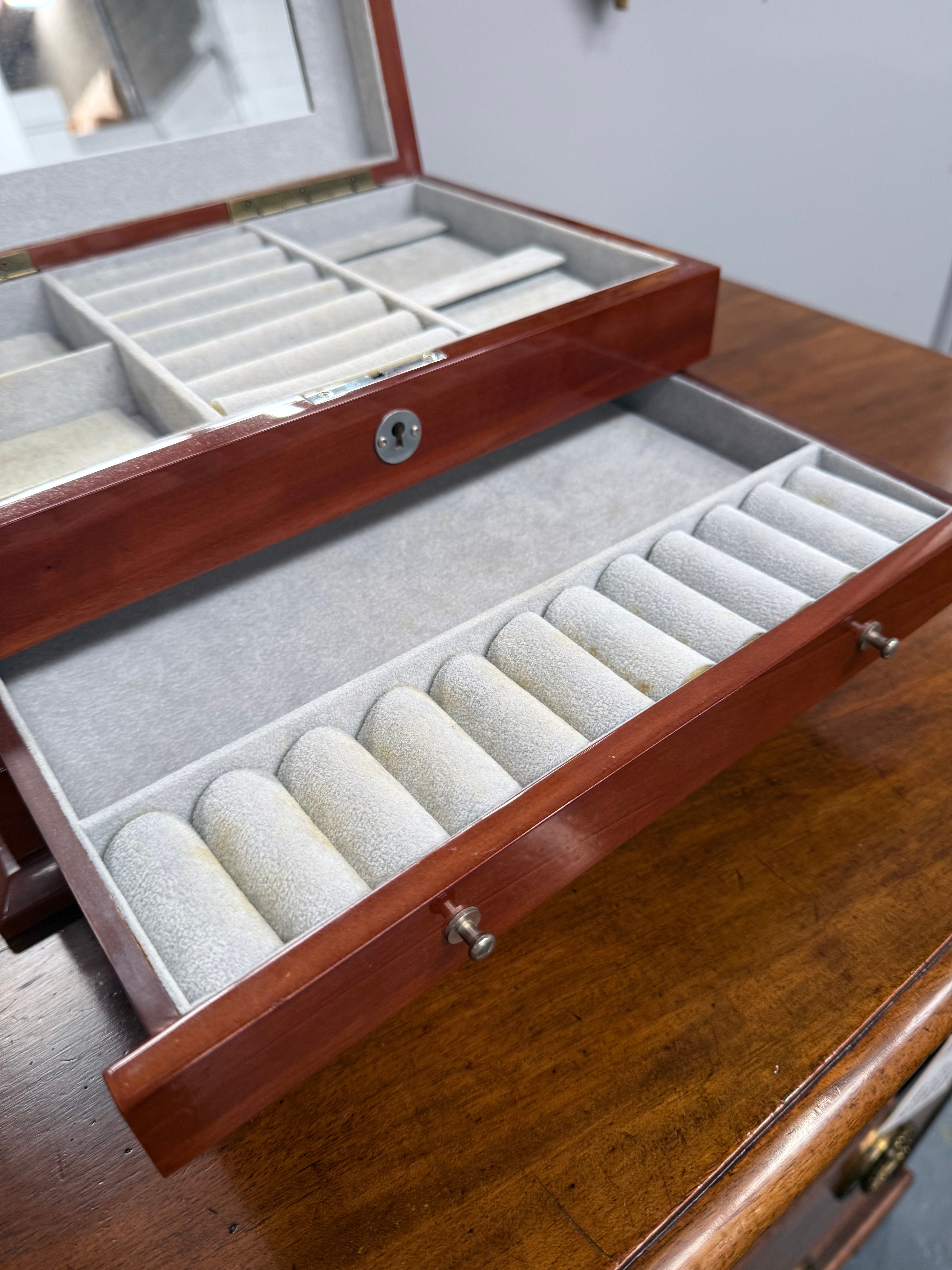 Vintage Jewellery Box | Antique & Vintage | Moonee Ponds Antiques | Australia Wide Delivery