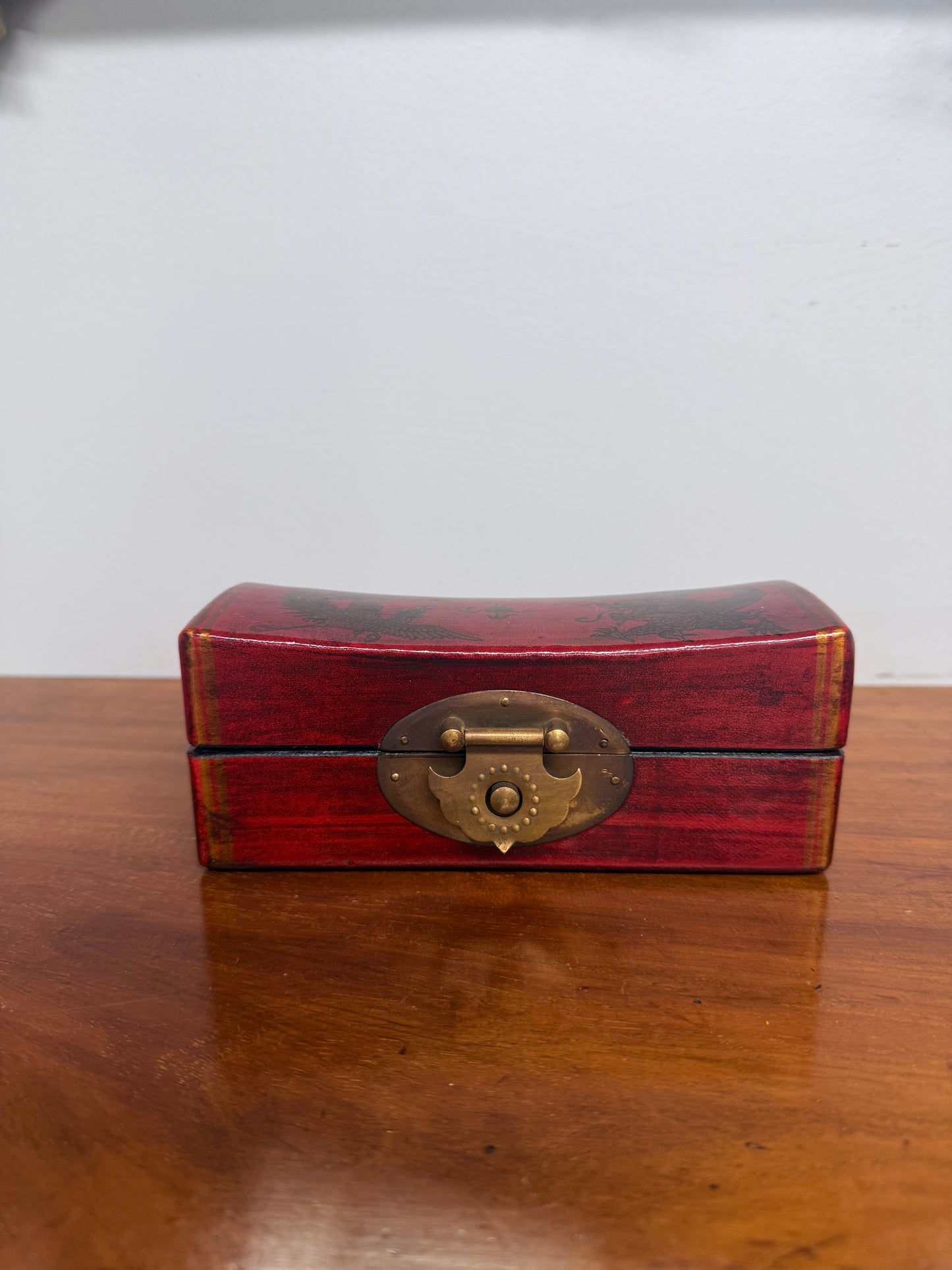 Vintage Chinese Lacquer & Gilt Box