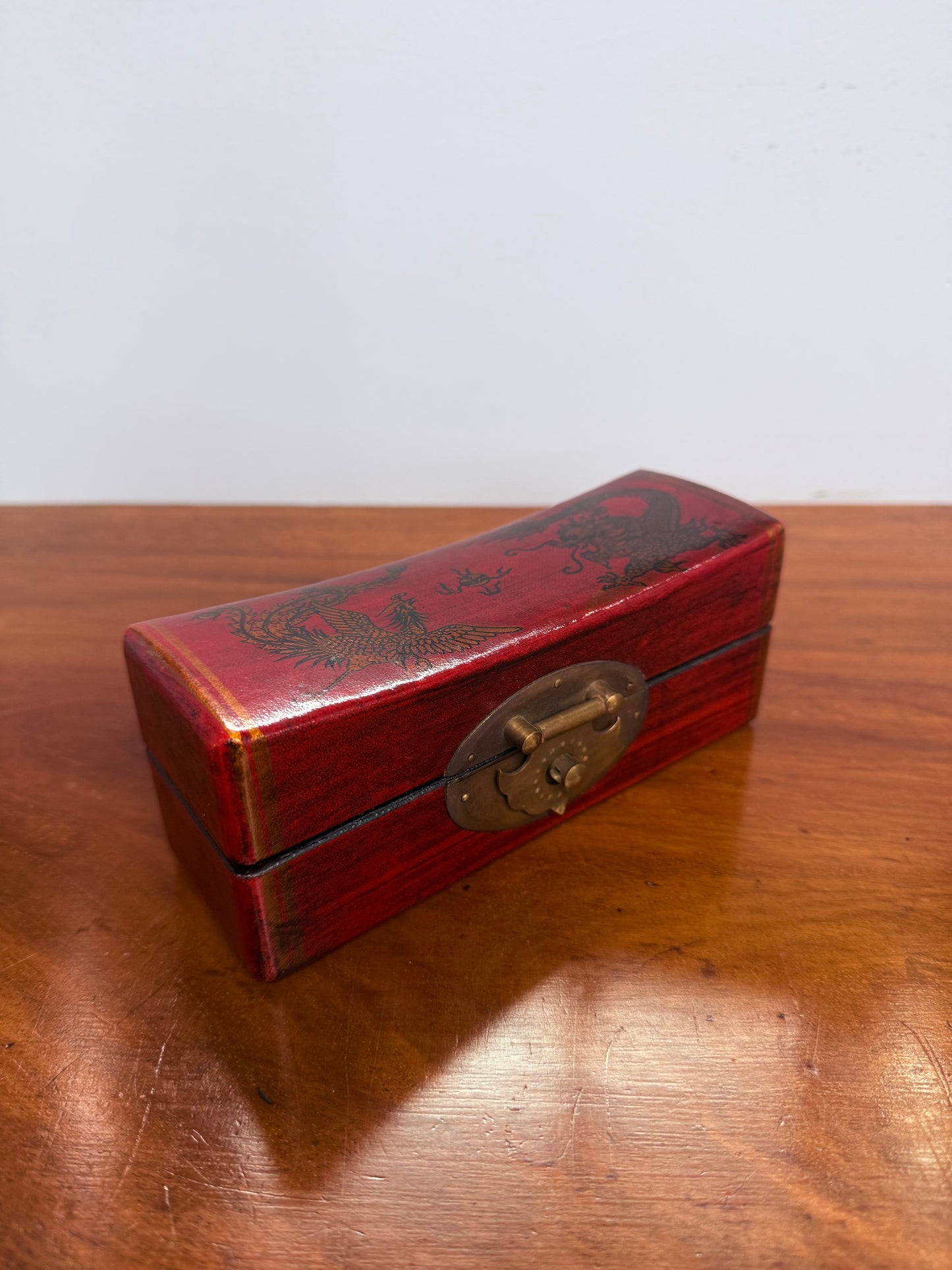Vintage Chinese Lacquer & Gilt Box
