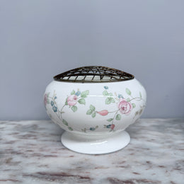 Vintage Wedgwood Rosehip Design Rose Bowl & Insert