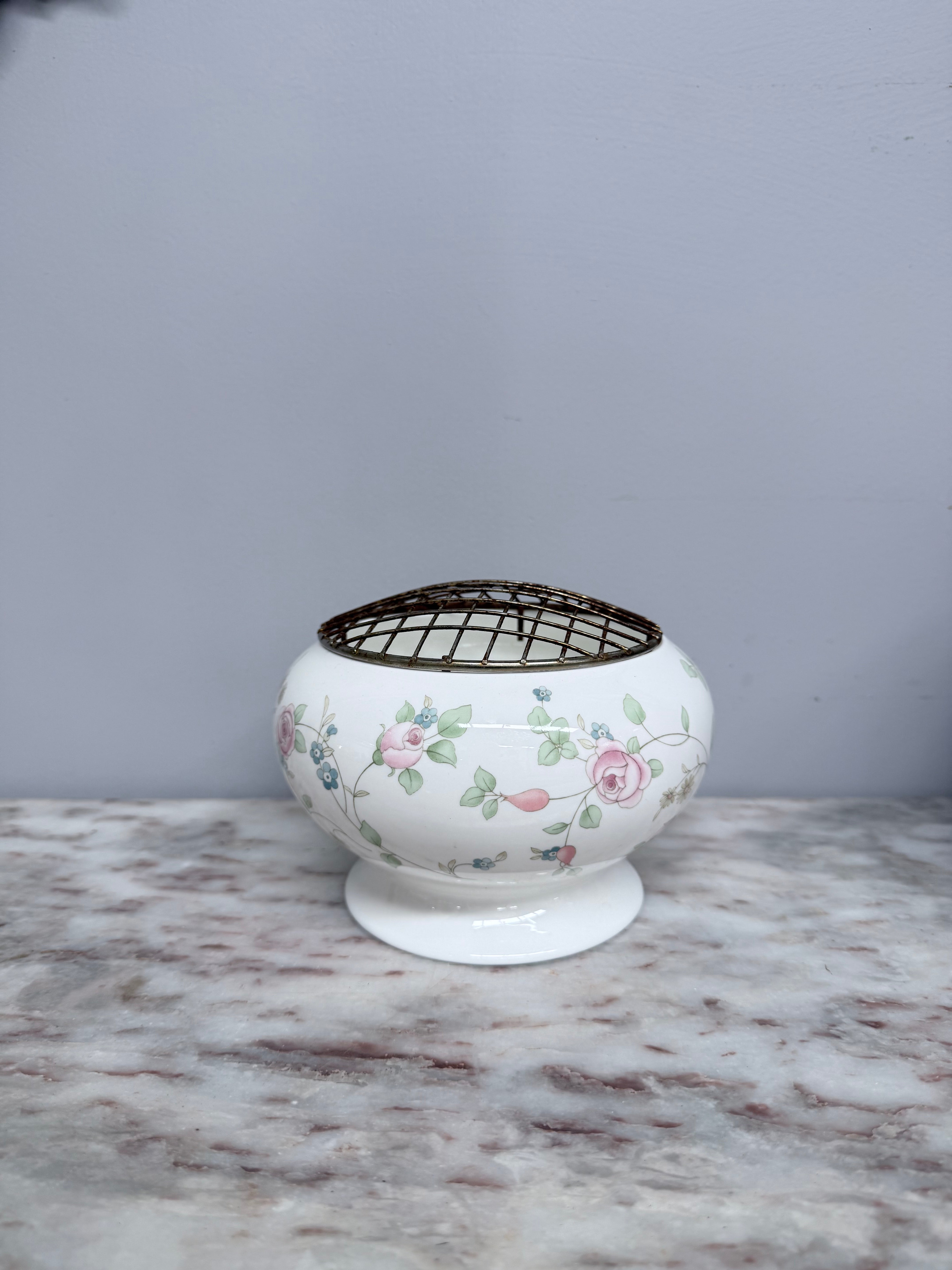 Vintage Wedgwood Rosehip Design Rose Bowl & Insert | Antique & Vintage | Moonee Ponds Antiques | Australia Wide