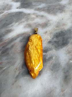 Vintage Butterscotch Amber Pendant With 9ct Loop Moonee Ponds Antiques