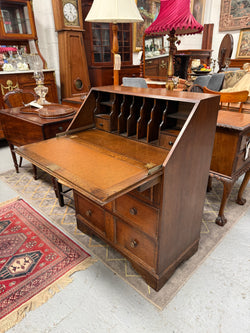 Stunning 20th Century Oak Writing Bureau Moonee Ponds Antiques